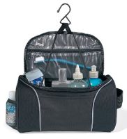Hanging Toiletry Kit w/ Waterproof Zip Pocket - Voyager